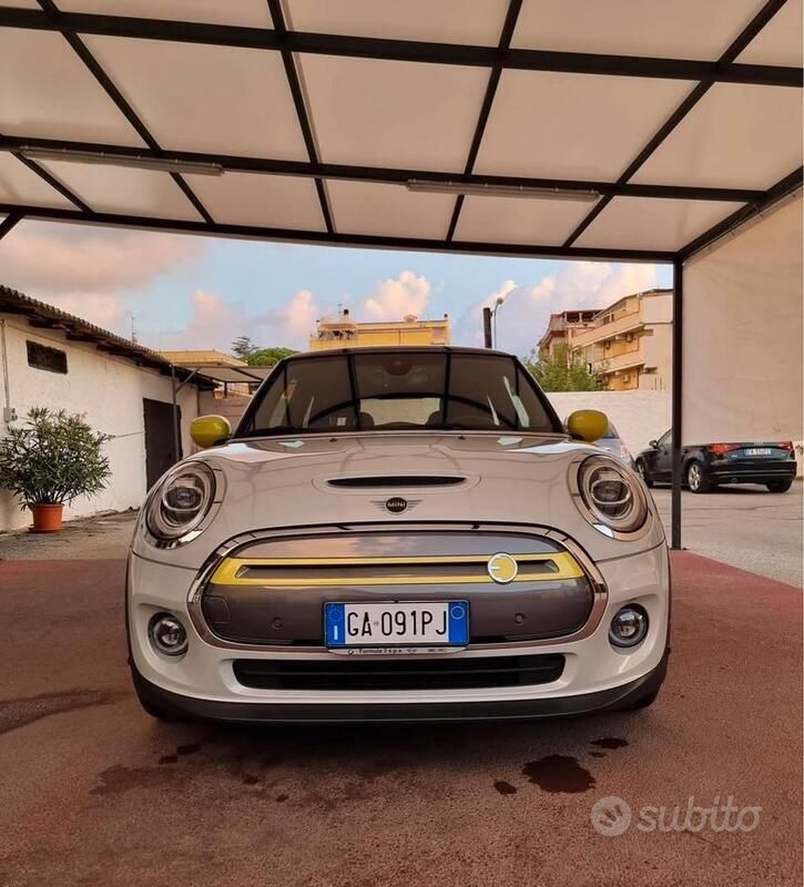 Usata 2020 Mini Cooper SE Due volumi | 15.000 € (Ottimo prezzo) - Immagine 1/4