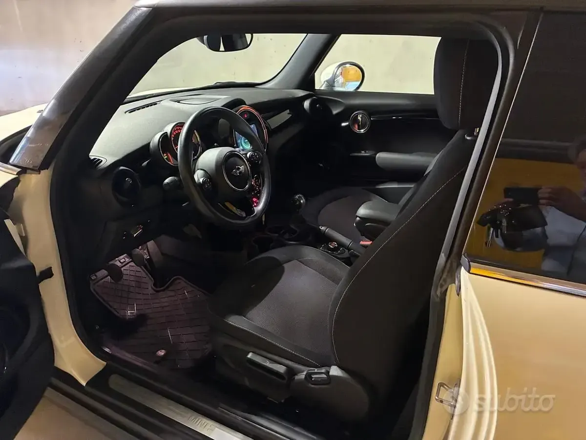 Usata Mini One D 2018 Bianco Utilitaria
