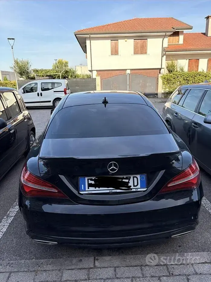 Usata Mercedes CLA220 177 CV (130 kW) 2017 Nero Berlina