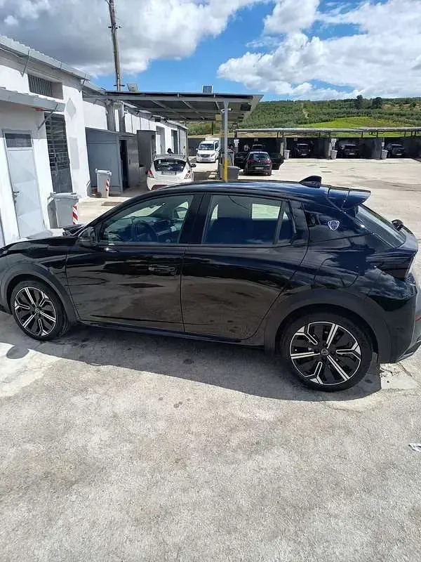 Usata Lancia Ypsilon 101 CV (74 kW) 2025 Utilitaria
