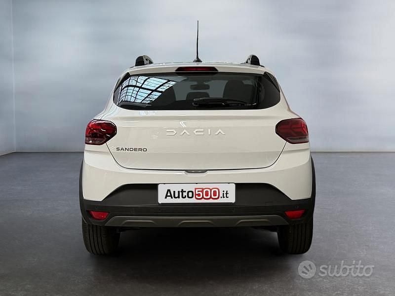 Usata Dacia Sandero Comfort 91 CV (66 kW) 2024 Bianco Berlina