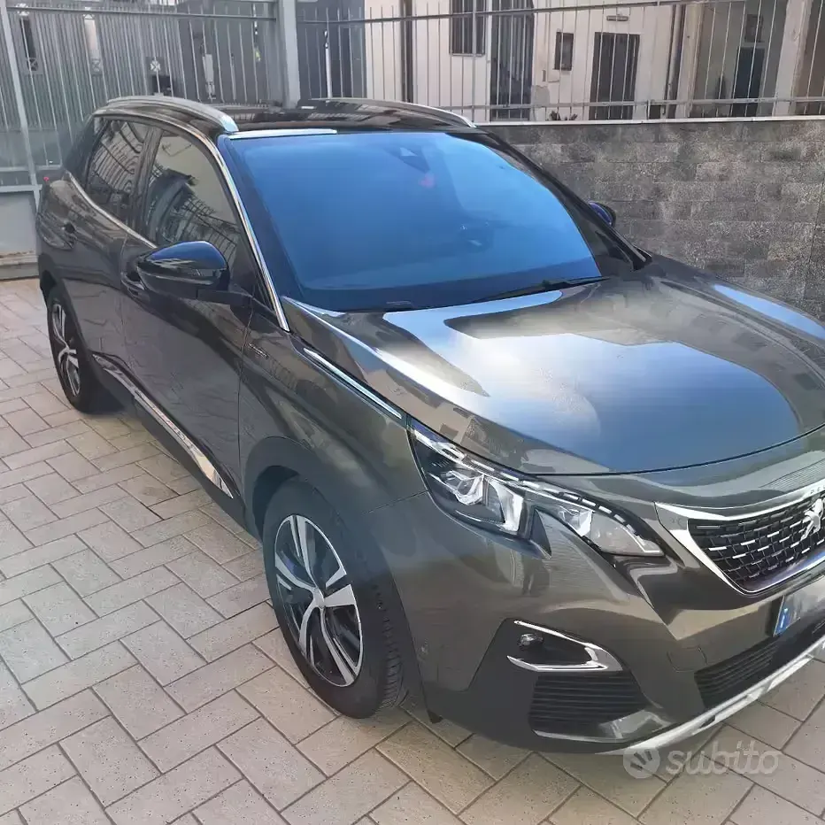 Usata Peugeot 3008 GT-line 131 CV (96 kW) 2018 Grigio SUV