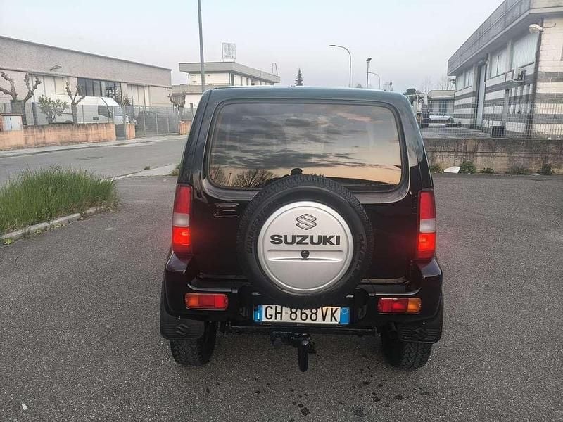 Usata Suzuki Jimny 86 CV (63 kW) 2006 SUV