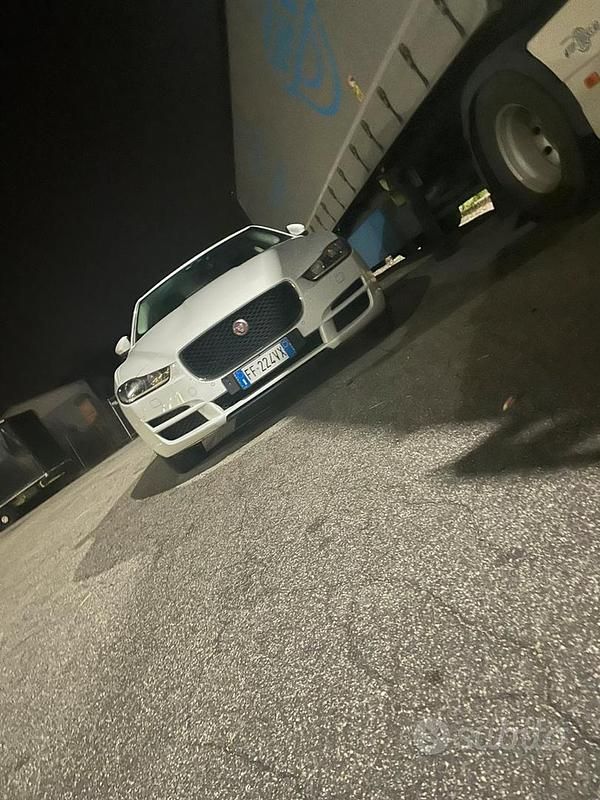 Usata Jaguar XE 200 CV (147 kW) 2016 Berlina