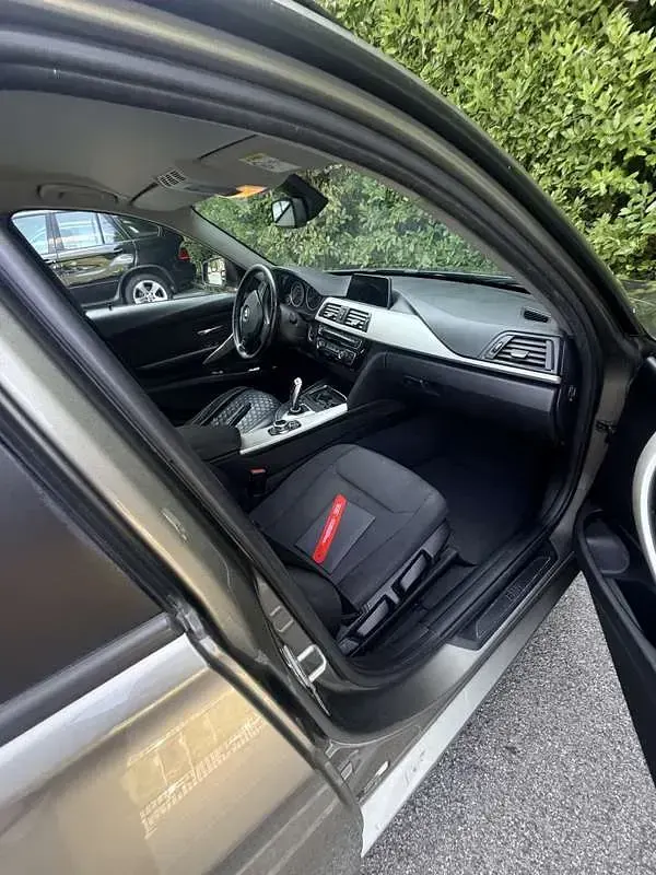 Usata BMW 318 Sport Line 150 CV (110 kW) 2017 Station wagon
