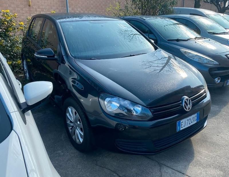 Usata VW Golf VII 101 CV (74 kW) 2012 Nero Berlina