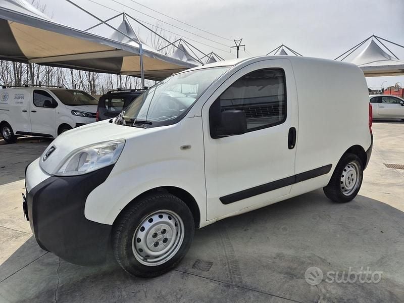Usata Peugeot Bipper Comfort 75 CV (55 kW) 2013 Bianco Monovolume