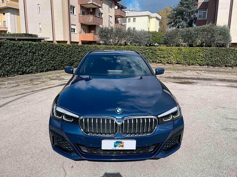 Usata BMW 518 M Sport 149 CV (109 kW) 2020 Blu Station wagon