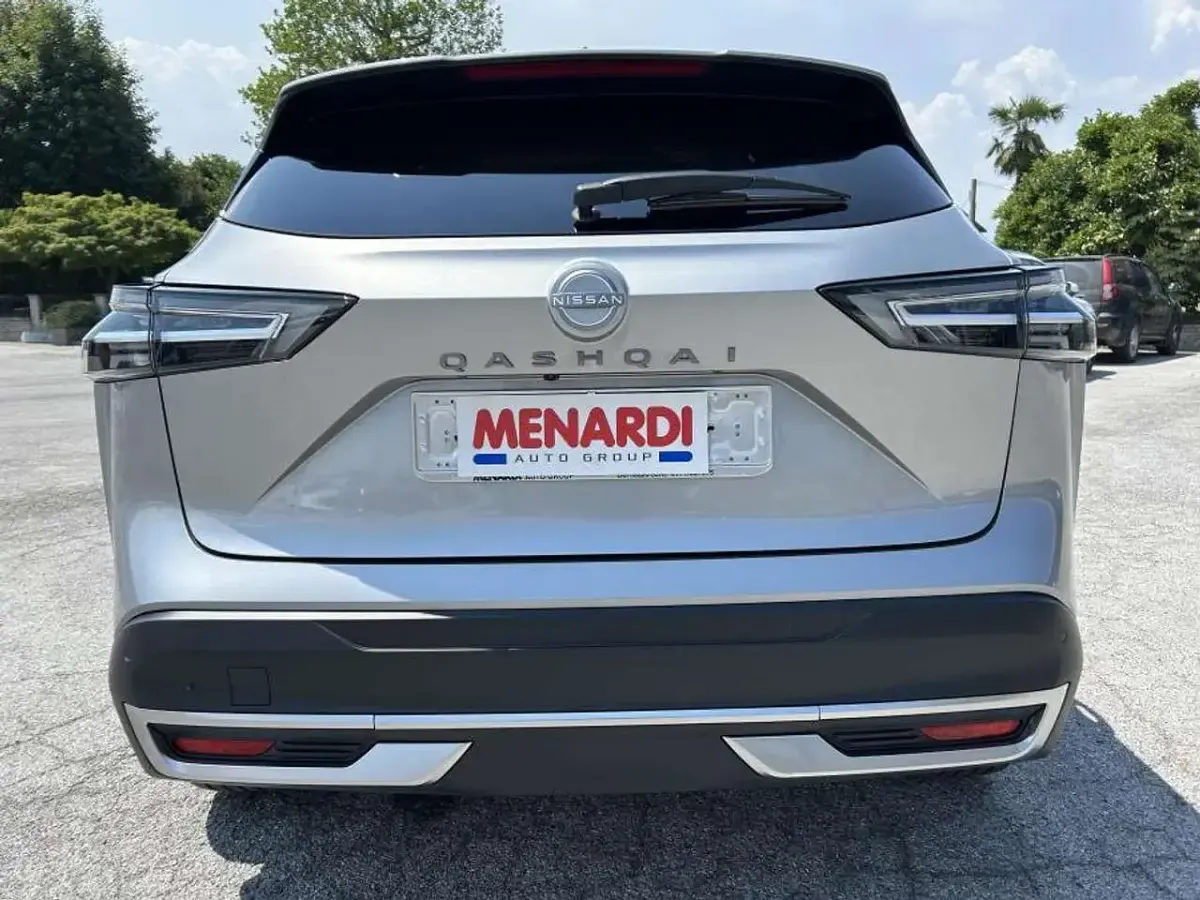 Nuova Nissan Qashqai N-Connecta 158 CV (116 kW) 2026 Argento SUV