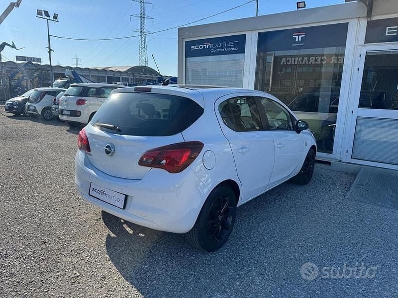 Usata Opel Corsa Edition 71 CV (52 kW) 2019 Bianco Utilitaria