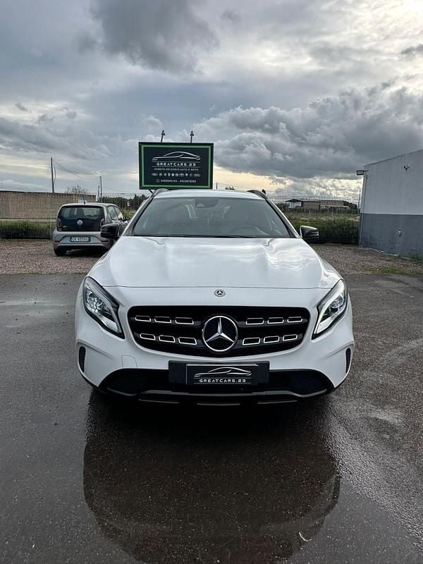 Bianco Usata 2018 Mercedes 200 Premium Station wagon | 16.500 € (Buon prezzo) - Immagine 1/4