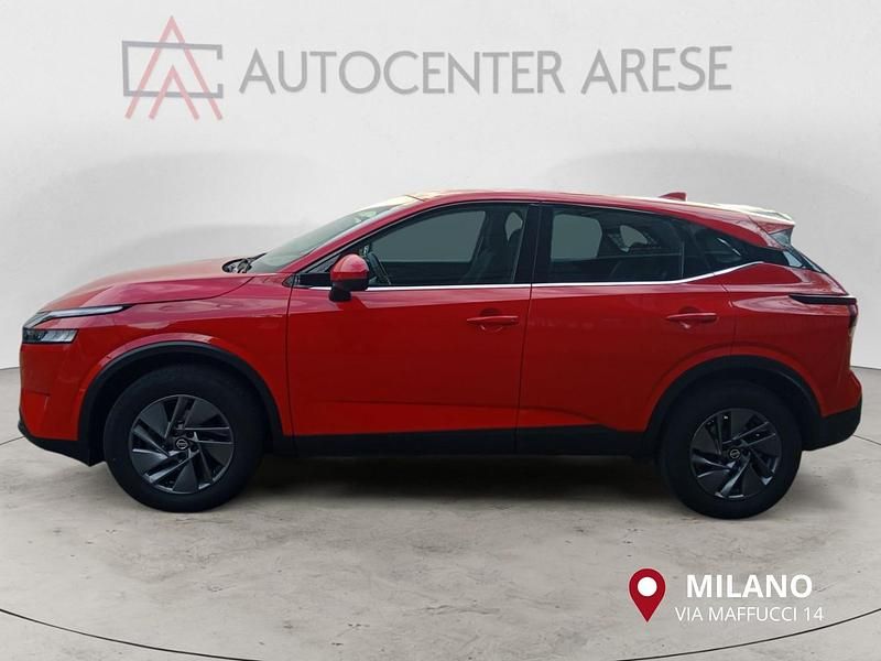 Usata Nissan Qashqai 140 CV (102 kW) 2022 Rosso pastello SUV