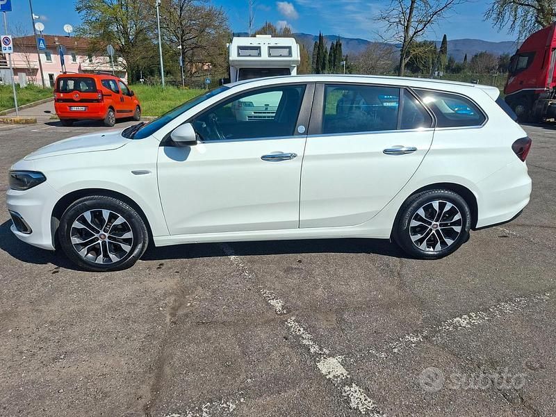 Usata Fiat Tipo 120 CV (88 kW) 2020 Bianco Station wagon