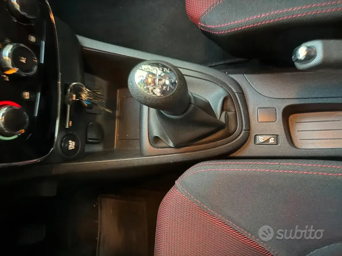 Usata Renault Clio IV 75 CV (55 kW) 2013 Nero Berlina
