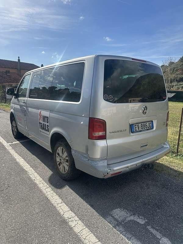 Usata VW Caravelle 140 CV (102 kW) 2014 Argento Furgone