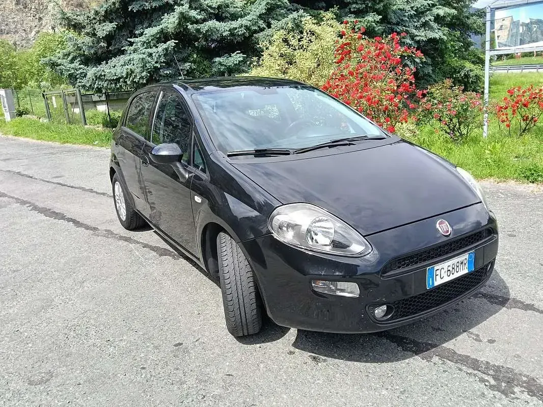 Usata Fiat Grande Punto Dynamic 77 CV (56 kW) 2009 Utilitaria