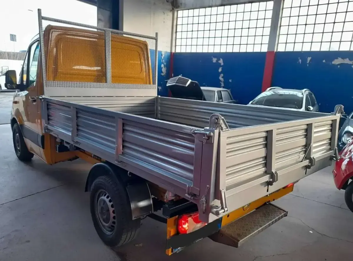 Usata Mercedes Sprinter 143 CV (105 kW) 2019 Giallo Furgone
