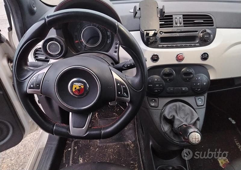 Usata Abarth 500 135 CV (99 kW) 2010 Berlina
