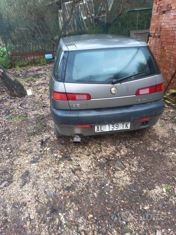 Usata Alfa Romeo 145 1997 Grigio Utilitaria
