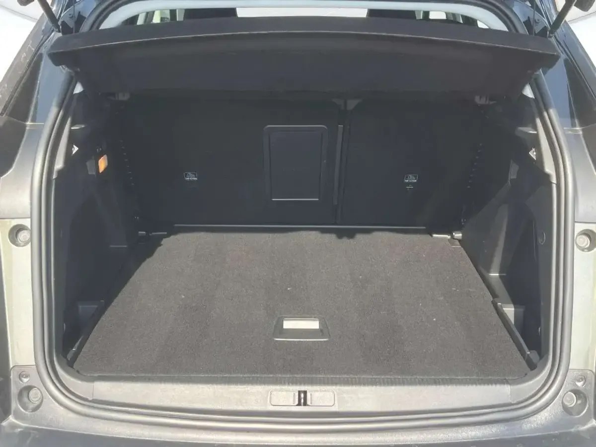 Usata Peugeot 3008 Access 131 CV (96 kW) 2018 Grigio metall. SUV