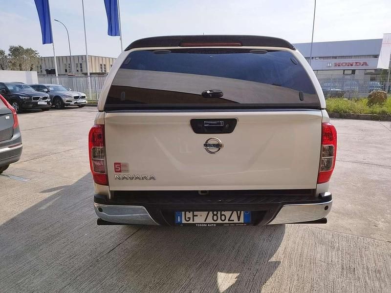 Usata Nissan Navara Tekna 190 CV (139 kW) 2021 Bianco Pick-up