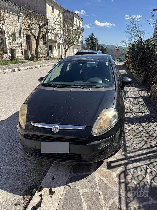 Usata Fiat Grande Punto 2011 Nero Utilitaria