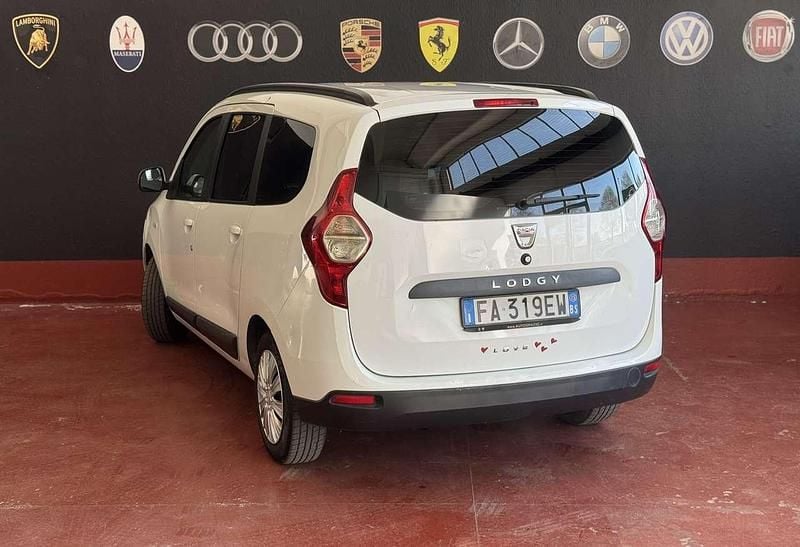 Usata Dacia Lodgy Lauréate 85 CV (62 kW) 2015 Bianco Monovolume