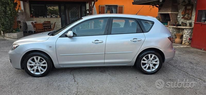Usata Mazda 3 109 CV (80 kW) 2006 Grigio Berlina