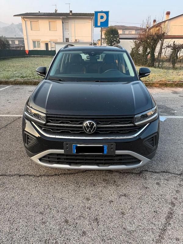 Usata VW T-Cross Life 115 CV (84 kW) 2024 Nero SUV