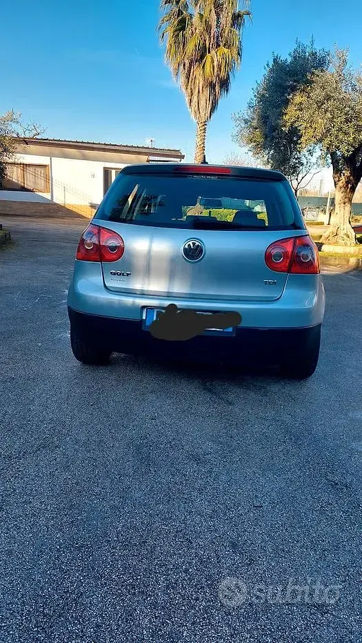 Usata VW Golf VI 105 CV (77 kW) 2008 Grigio Utilitaria