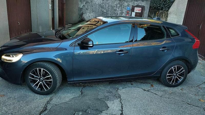 Usata Volvo V40 Kinetic 120 CV (88 kW) 2018 Berlina