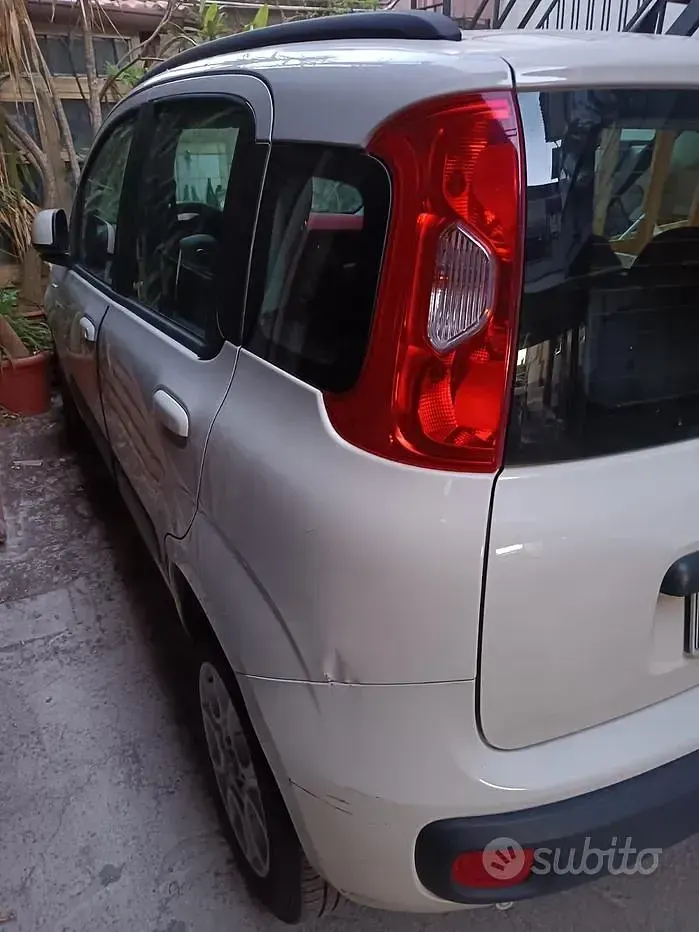 Usata Fiat Panda 85 CV (62 kW) 2012 Bianco Utilitaria