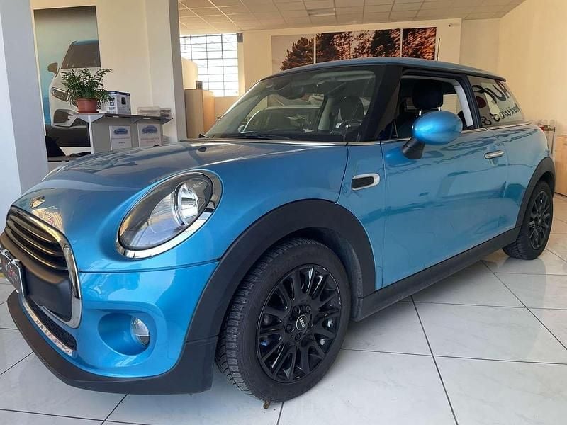 Usata Mini One D 95 CV (69 kW) 2017 Azzurro met Utilitaria