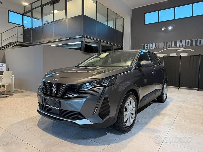 Usata Peugeot 3008 Business-Line 131 CV (96 kW) 2021 Grigio SUV