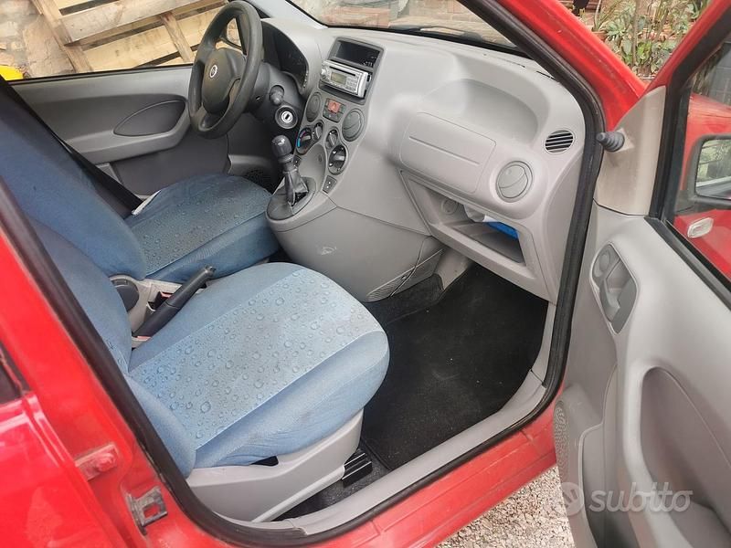 Usata Fiat Panda 54 CV (39 kW) 2004 Rosso Berlina