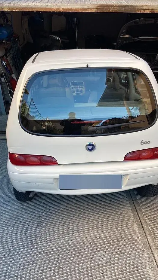 Usata Fiat 600 54 CV (39 kW) 2008 Bianco Utilitaria