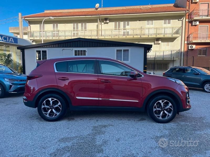 Usata Kia Sportage 115 CV (84 kW) 2018 Rosso SUV