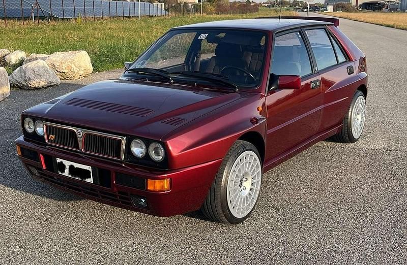 Usata Lancia Delta 205 CV (150 kW) 1992 Utilitaria