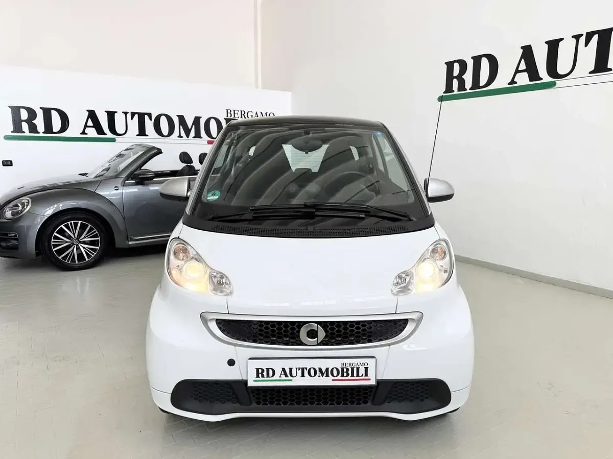 Usata Smart ForTwo Coupé 71 CV (52 kW) 2014 Crystal white Coupé