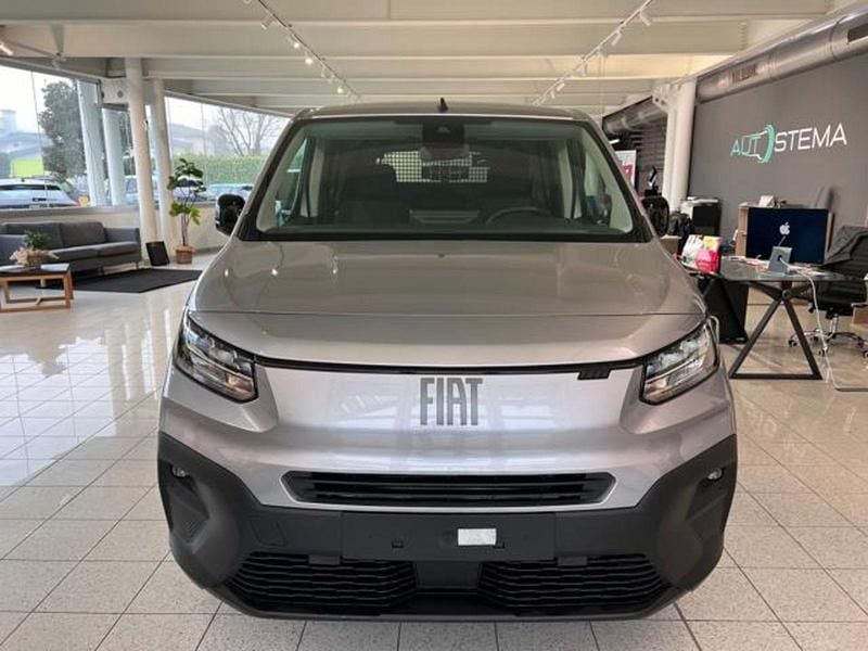 Nuova Fiat Doblò 101 CV (74 kW) 2025 Grigio metallizzato Monovolume
