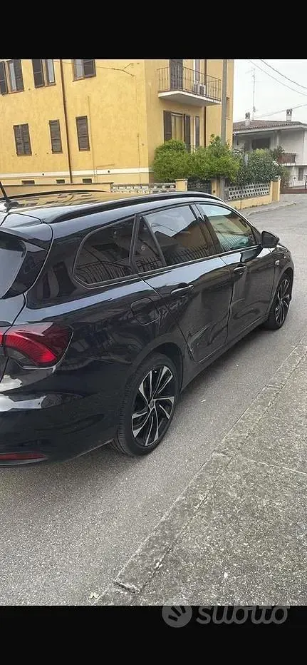 Usata Fiat Tipo 120 CV (88 kW) 2019 Station wagon