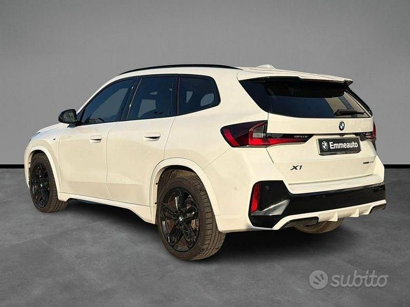 Begagnad BMW X1 M Sport 163 HK (119 kW) 2024 Vit SUV