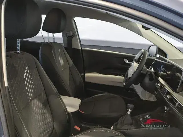 Nuova Kia Stonic GT 115 CV (84 kW) 2026 Grigio SUV