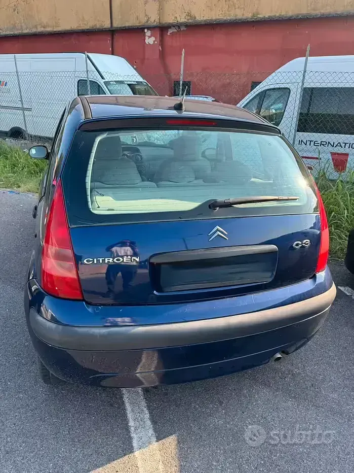 Usata Citroën C3 90 CV (66 kW) 2004 Bluazzurro Berlina