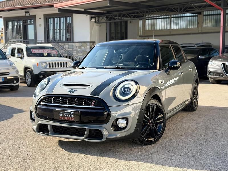 Usata Mini John Cooper Works 169 CV (124 kW) 2018 Grigio Utilitaria