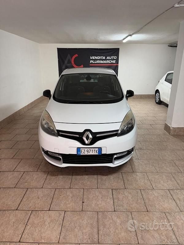 Usata Renault Scénic III XMOD 110 CV (80 kW) 2015 Bianco Monovolume