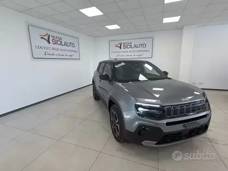 Nuova Jeep Avenger Summit 101 CV (74 kW) 2026 Grigio SUV