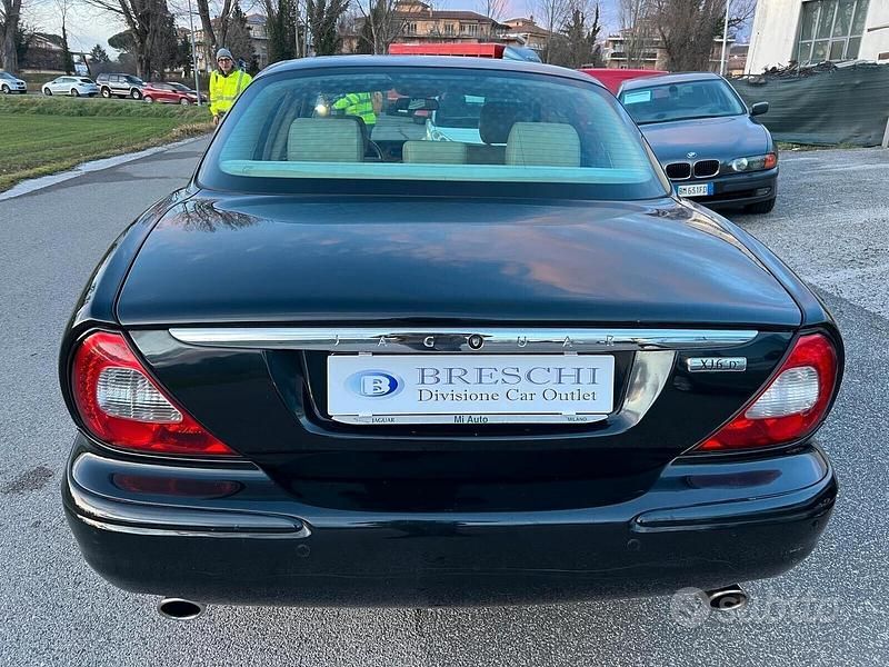 Usata Jaguar XJ Executive 207 CV (152 kW) 2007 Nero Berlina