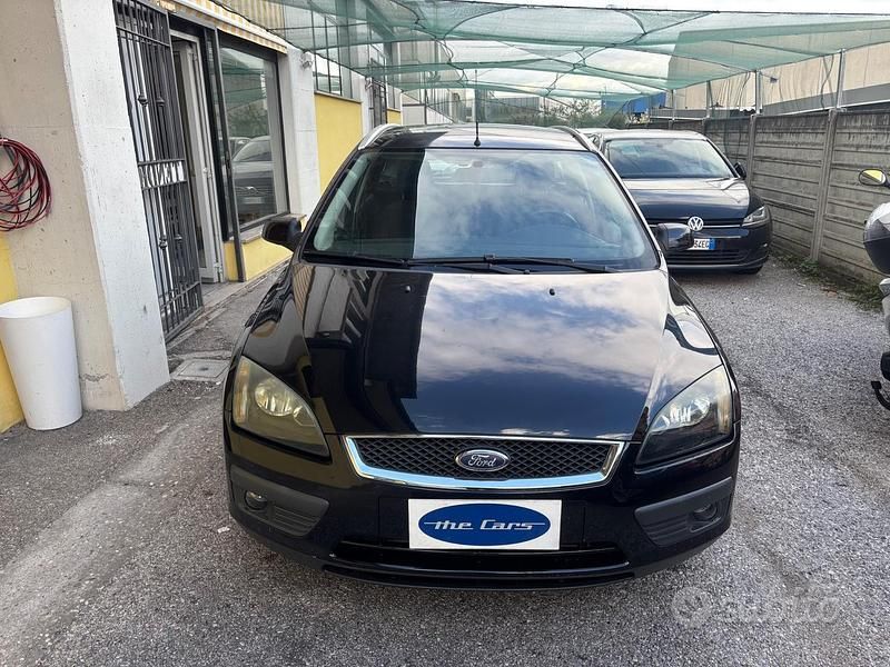 Usata Ford Focus S 116 CV (85 kW) 2007 Nero Station wagon