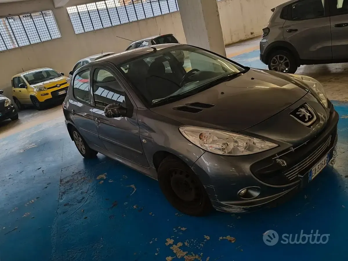 Usata Peugeot 206+ 60 CV (44 kW) 2010 Grigio Utilitaria